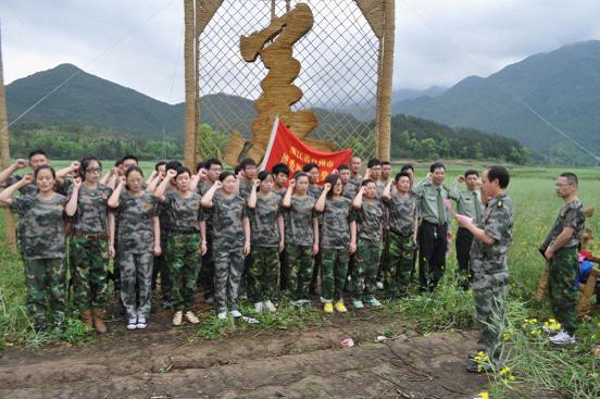台州市博爱医院武装部组织民兵整组点验