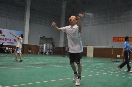 台州市博爱医院成功承办区卫生系统“博爱杯”羽毛球赛