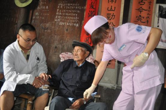 台州市博爱医院架起爱心桥 助97岁抗战老兵渡难关|路桥博爱医院