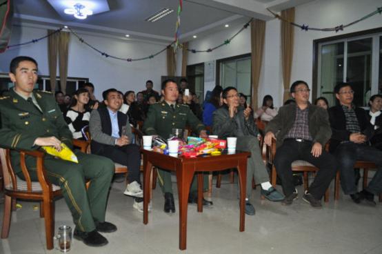 老兵退伍难舍难离 警民联欢鱼水情深|台州市博爱医院|路桥博爱医院