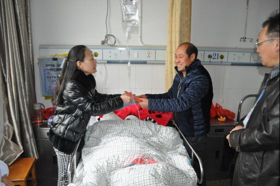 罗吉看望区首例角膜活体捐献患者|台州市博爱医院|路桥博爱医院