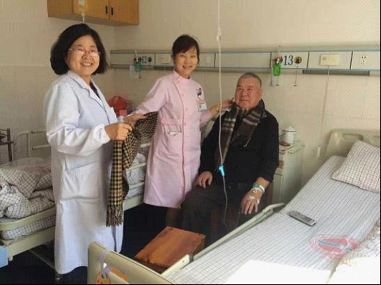 白衣天使有爱心 自发掏钱敬老人|台州市博爱医院|路桥博爱医院