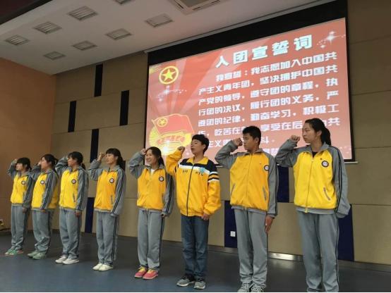 台州市博爱医院|路桥博爱医院|博爱医生与聋哑学生共度节日