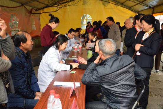 爱心义诊 情暖老街|台州市博爱医院