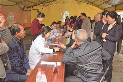 爱心义诊 情暖老街[今日路桥]台州市博爱医院