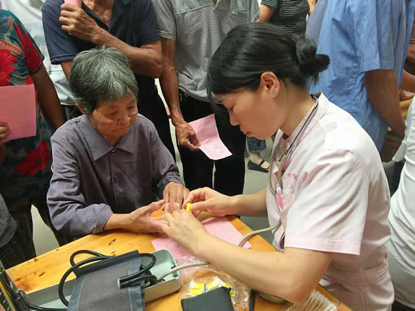 敬老助老 情系黄岩——台州市博爱医院第六站义诊活动侧记