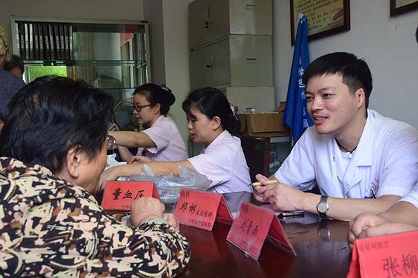 多方联动 情暖福利院——敬老助老系列活动|台州市博爱医院