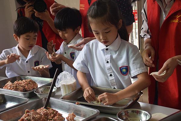 多方联动 情暖福利院——敬老助老系列活动|台州市博爱医院