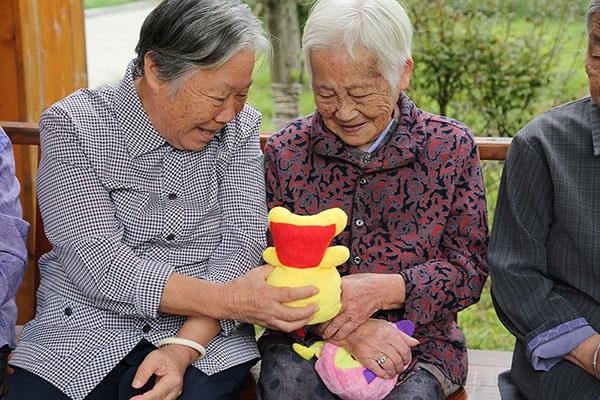 多方联动 情暖福利院——敬老助老系列活动|台州市博爱医院