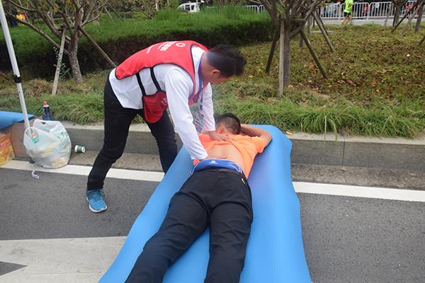 “医起跑，再出发”——台州市博爱医院助力台州国际马拉松