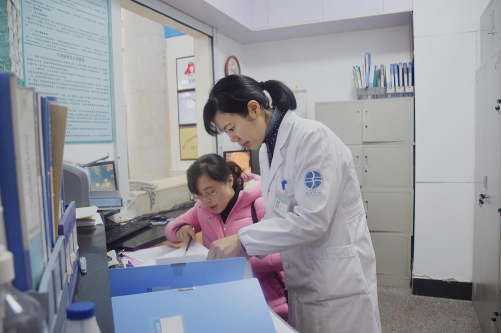 路桥区卫计局对台州市博爱医院进行年度工作考核