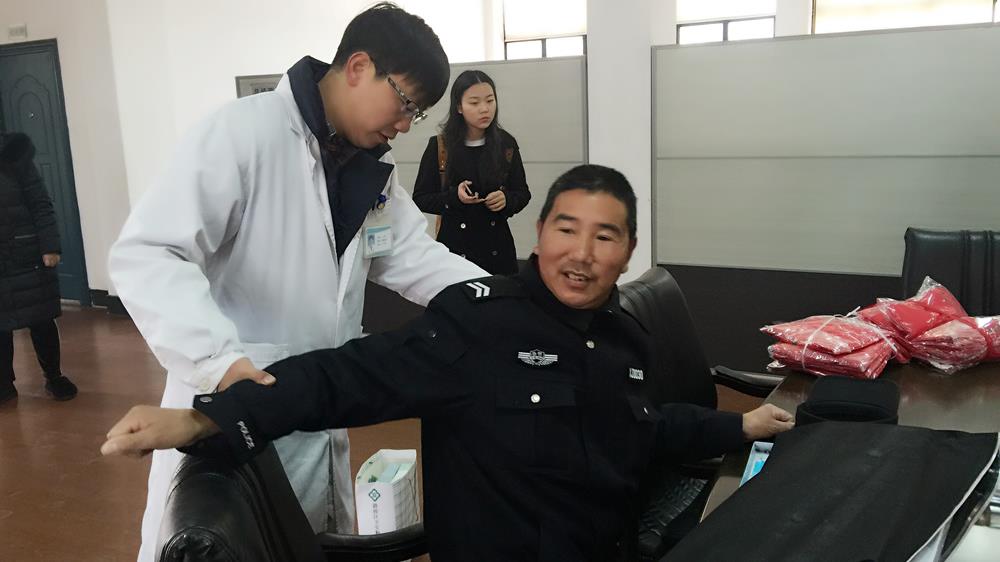 台州市博爱医院“进企业 送健康”义诊活动