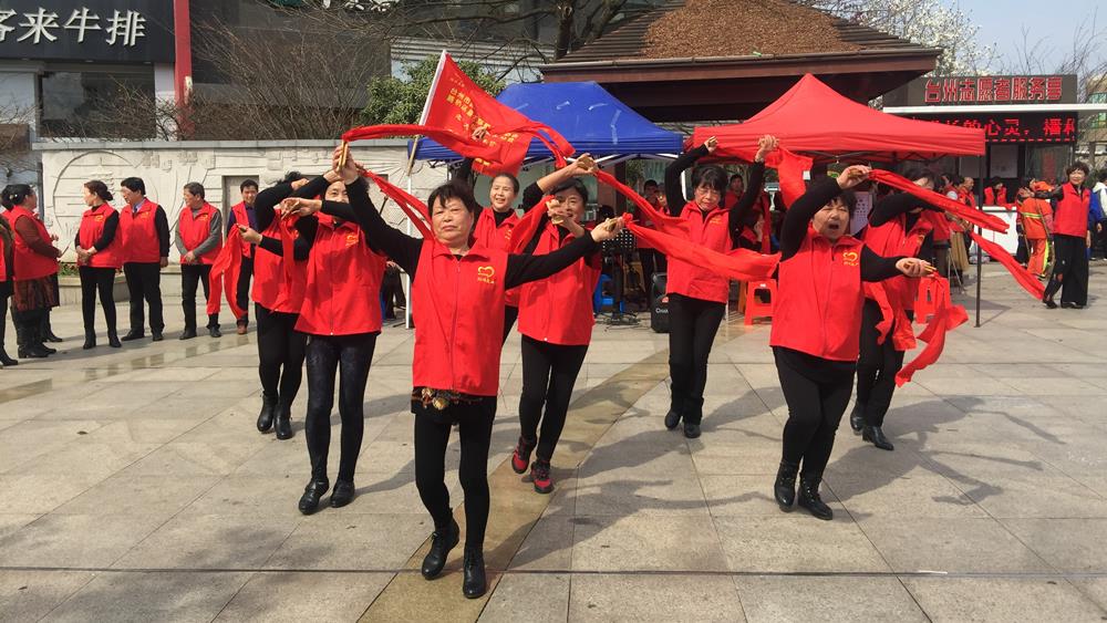 台州市博爱医院学雷锋暨庆“三八”活动如火如荼