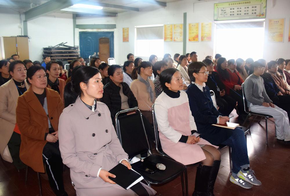 台州市博爱医院开展“迎三八暨垃圾分类·巾帼先行”活动