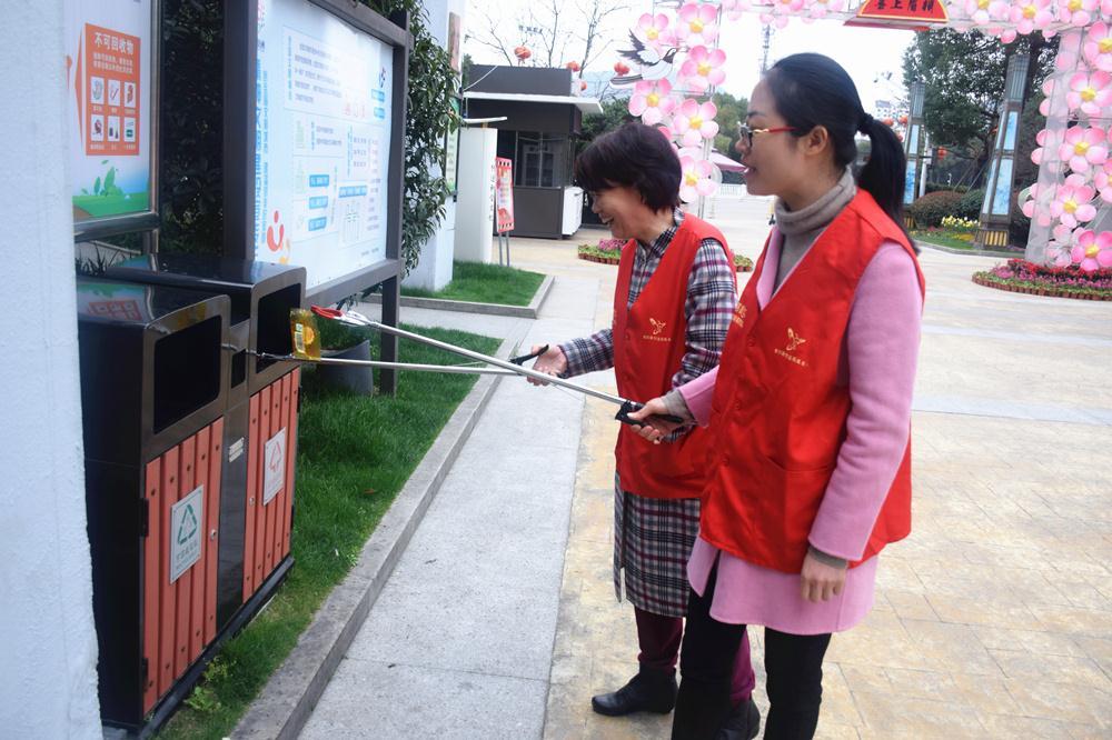 台州市博爱医院开展“迎三八暨垃圾分类·巾帼先行”活动