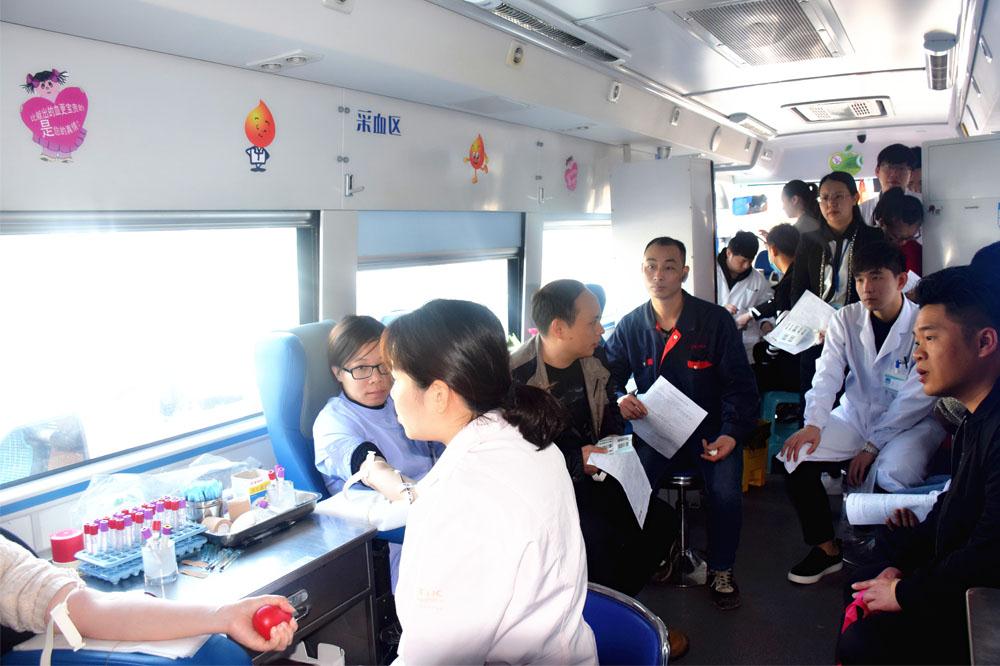 “五比五看”看行动 无偿献血为大众|台州市博爱医院