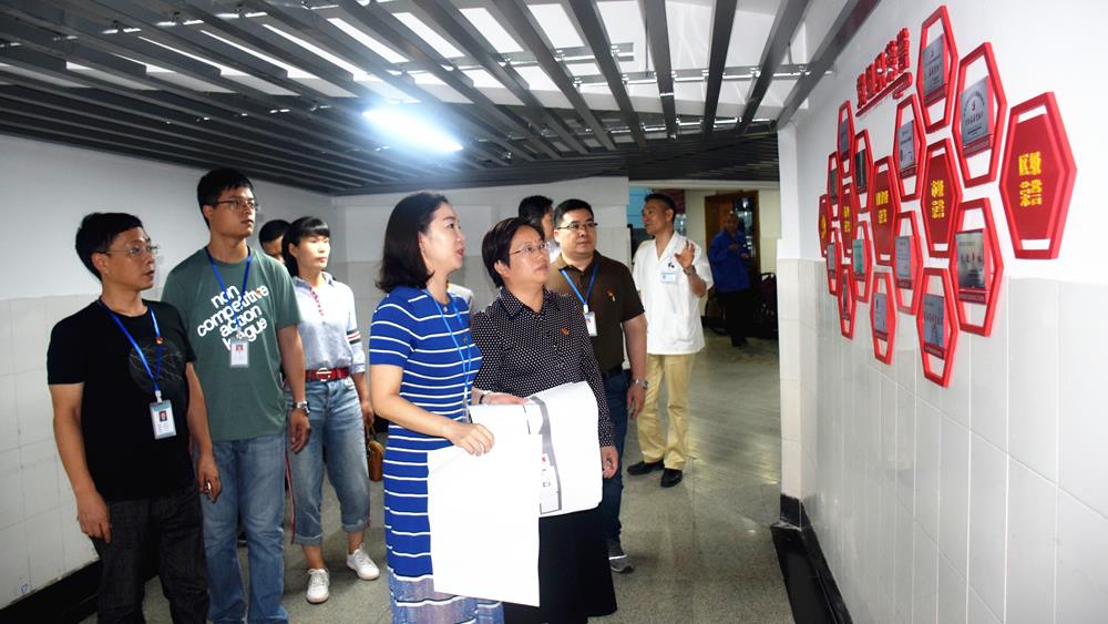 区委常委、组织部长范卫东现场调研，指导博爱党建如何先行，为基层医疗机构党建指明航向