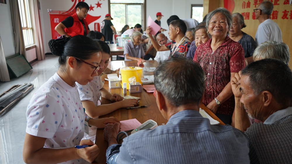 敬老助老 情系黄岩——台州市博爱医院第15站义诊活动