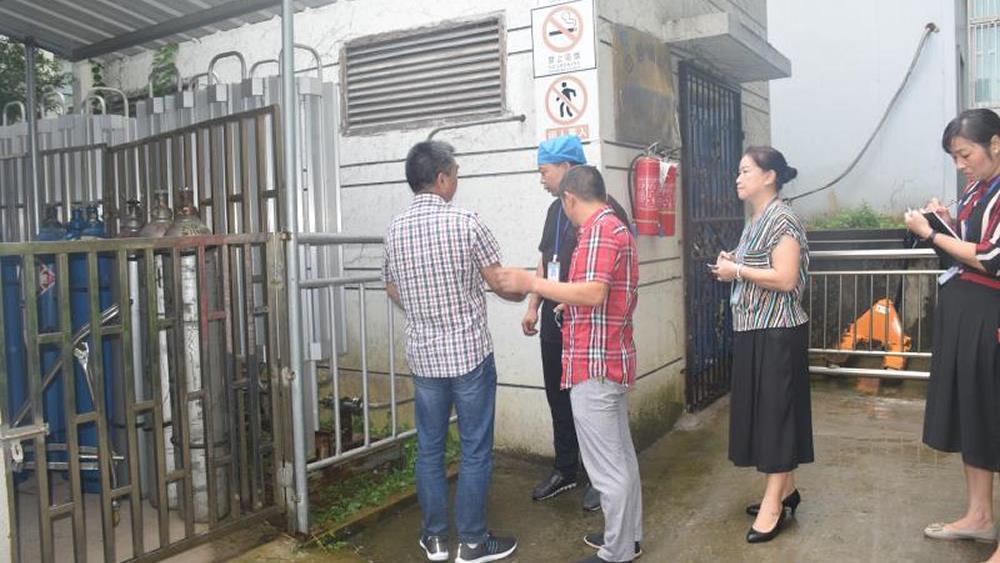 台州市督查组来台州市博爱医院检查安全生产工作