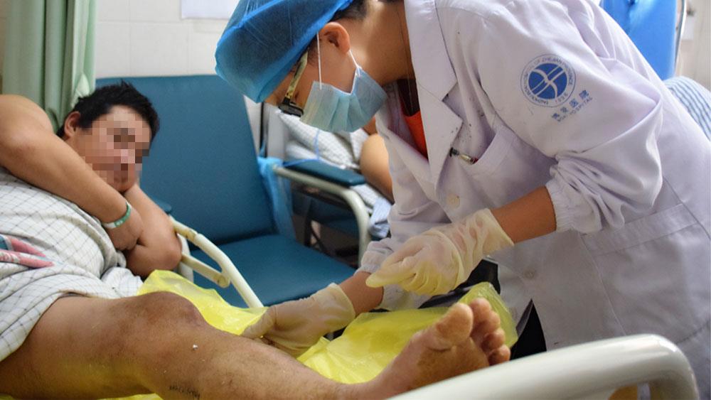 节日不打烊︱致敬，坚守岗位的医务人员