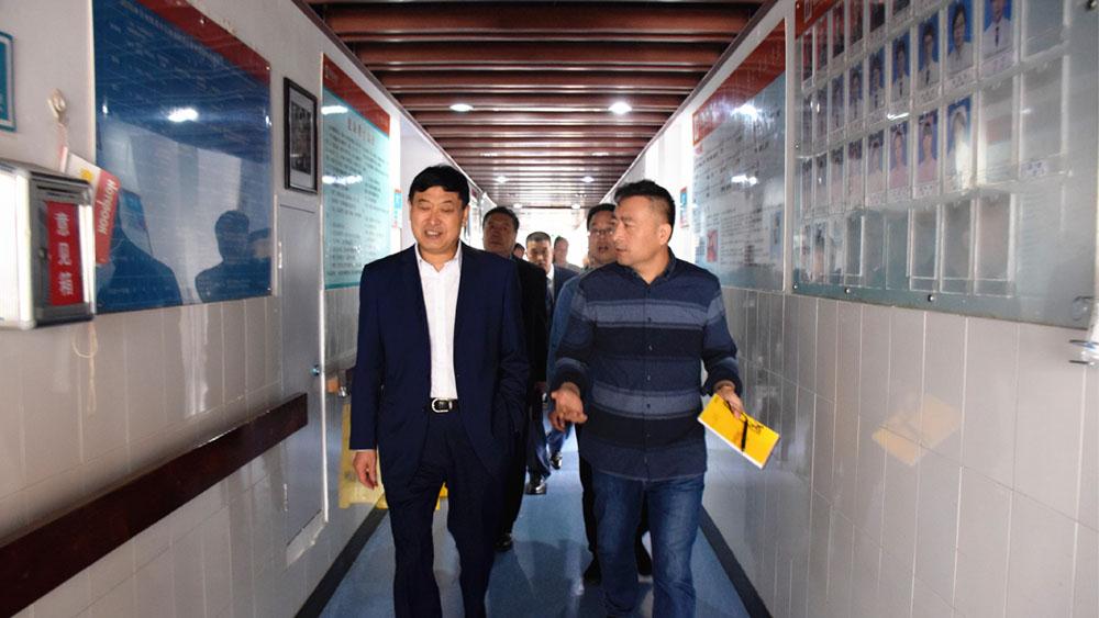 王振国一行考察台州市博爱医院