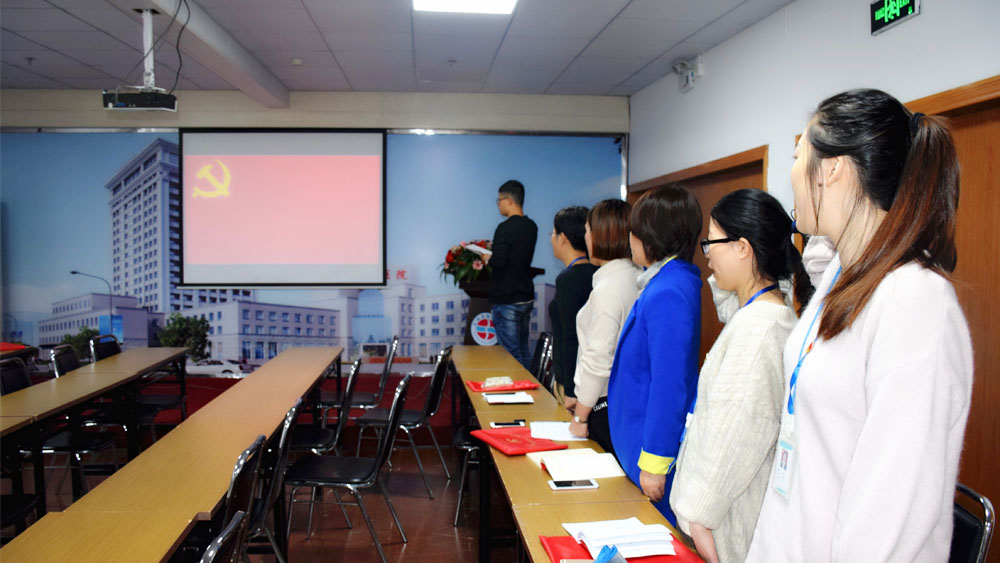 旗帜鲜明反邪教 “一日一捐”入人心 博爱医院各党支部开展主题党日活动