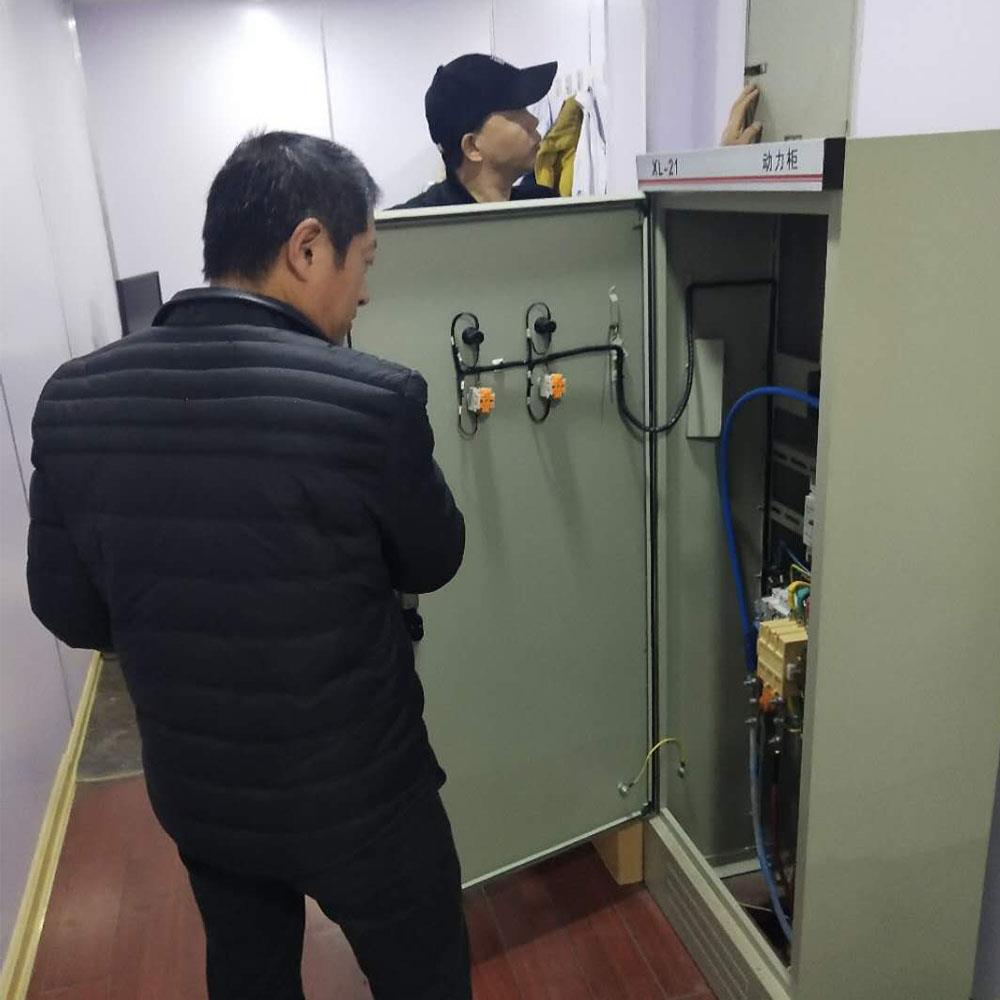 路桥区卫健局胡琳萍一行到台州市博爱医院开展节前安全生产工作