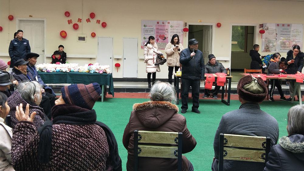 啥是佩奇｜这里有佩奇！|台州市博爱医院