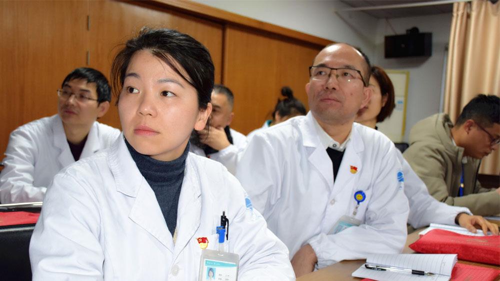 晒成绩 查不足 强责任 明方向 ｜博爱医院党委召开党（委）支部书记述职评议大会