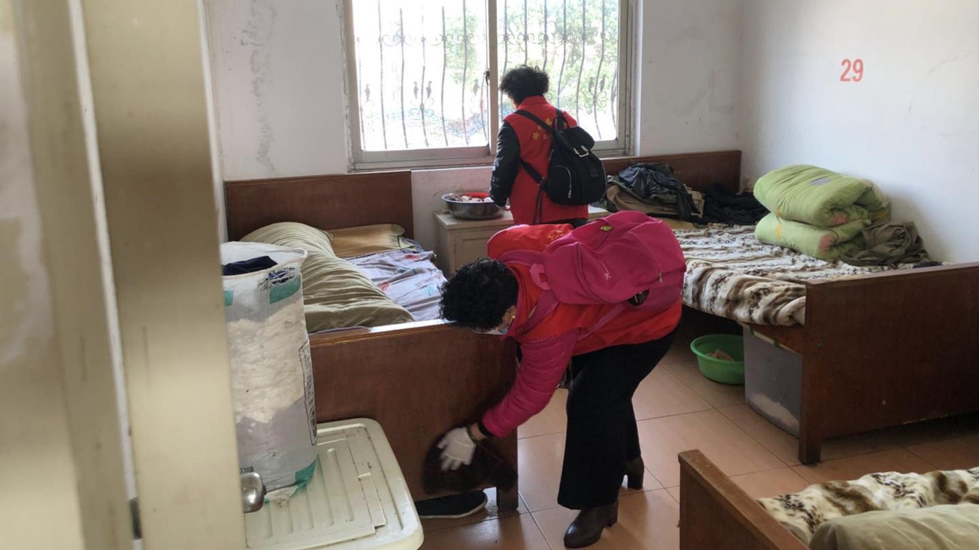 携手开展“送爱心”义诊义工活动