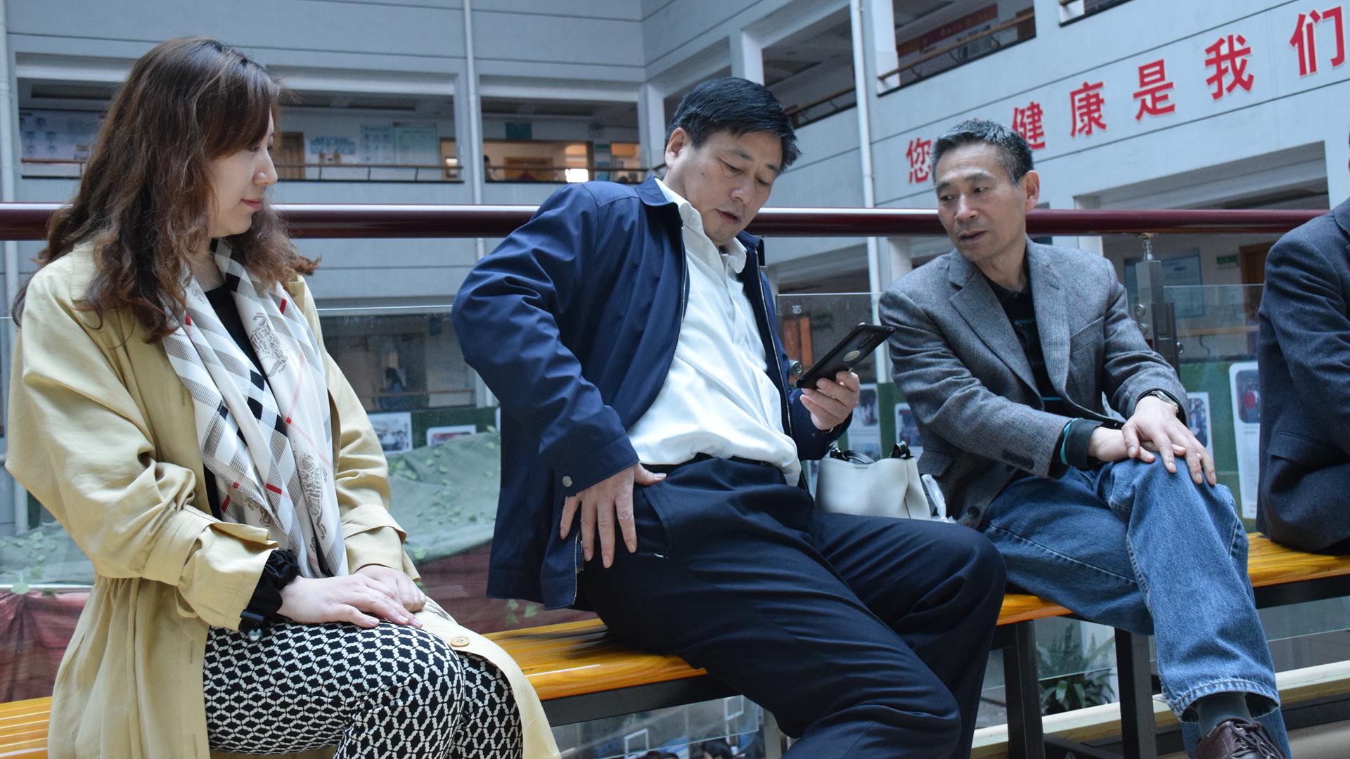 因为这事,人民日报文化传媒集团领导给孙捷教授点赞!