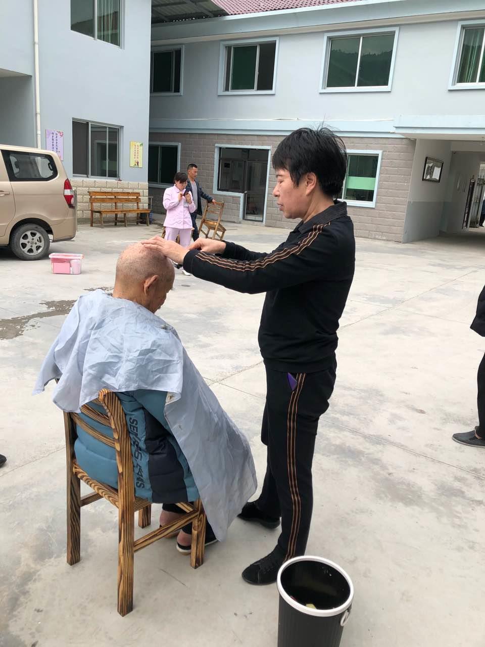 开展志愿服务 关爱空巢老人|台州市博爱医院