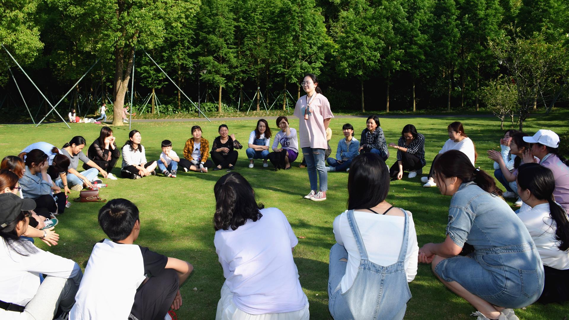 仪式感爆棚!博爱团员“青春飞扬,万步有约”纪念五四青年节|台州市博爱医院