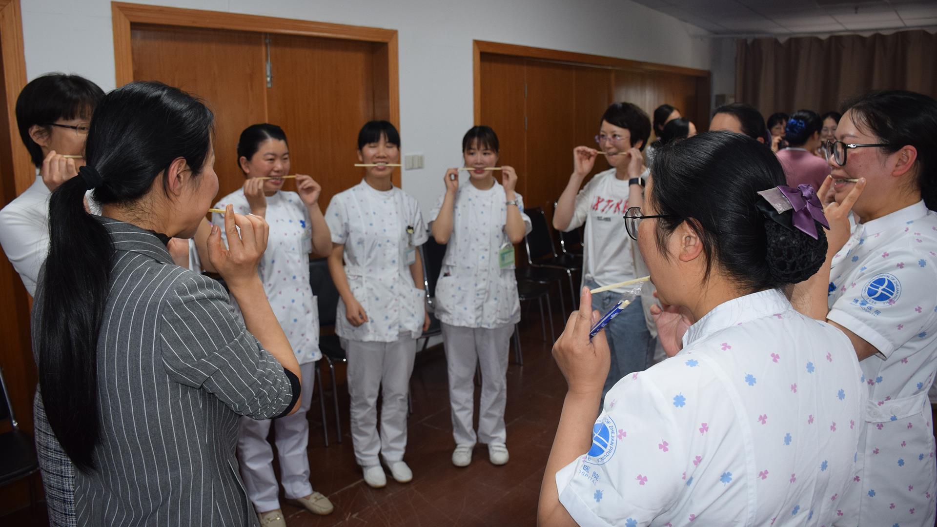 庆5·12护士节系列活动——礼仪、沟通篇|台州市博爱医院