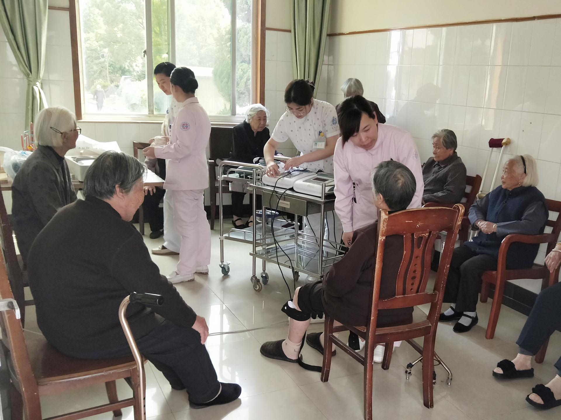 台州市博爱医院护士节系列活动｜温暖情行 为健康助力