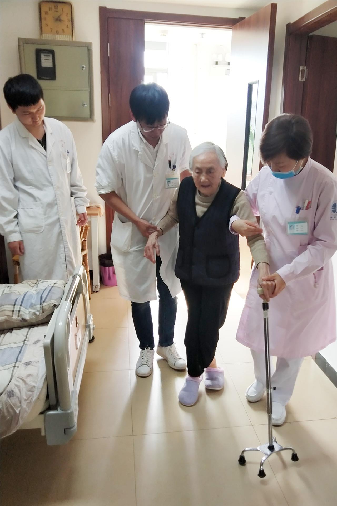 台州市博爱医院护士节系列活动｜温暖情行 为健康助力