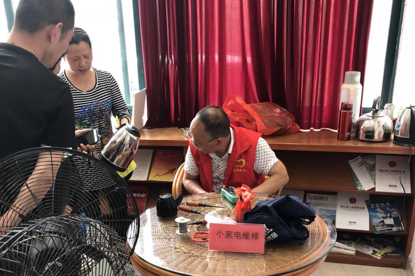 义诊进社区 温暖入人心|台州市博爱医院