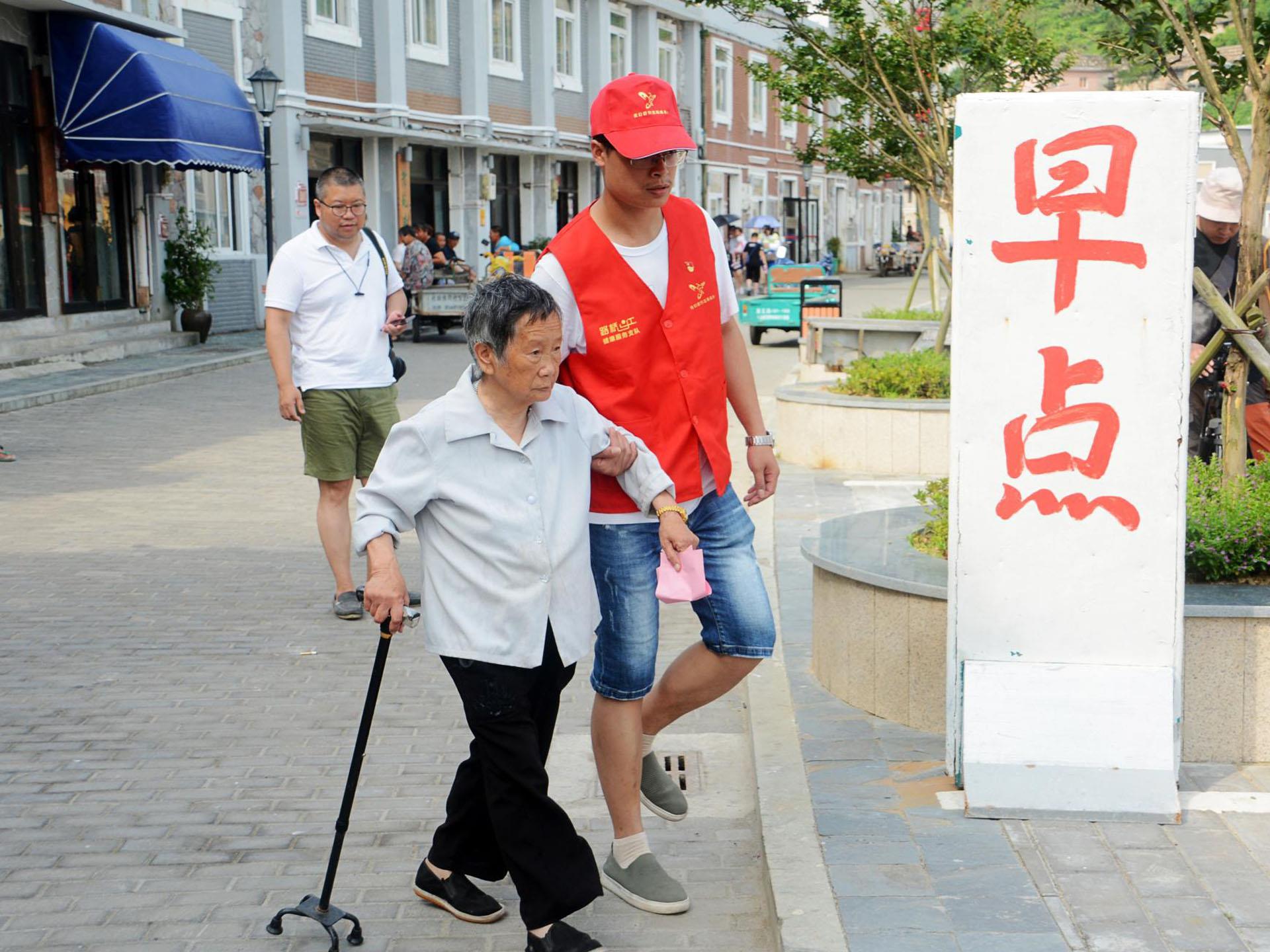 点赞！博爱医院团委书记陈梦获评路桥区“向上向善好青年”