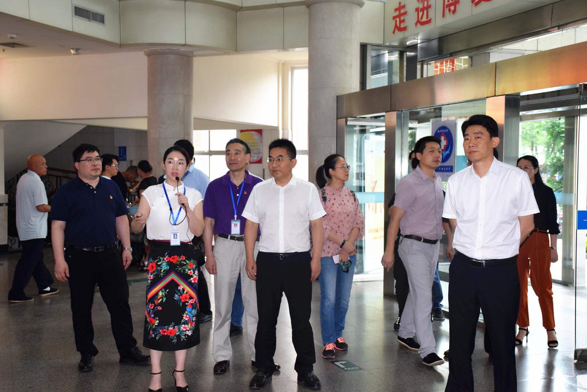 台州市卫健委主任应正南一行调研台州市博爱医院
