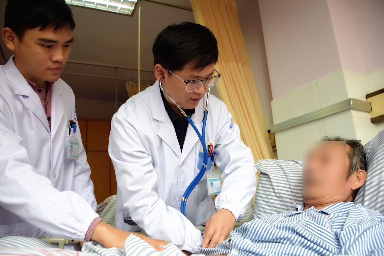 同成长 共铸梦｜故事分享：不忘初心 厚道行医|王天兴