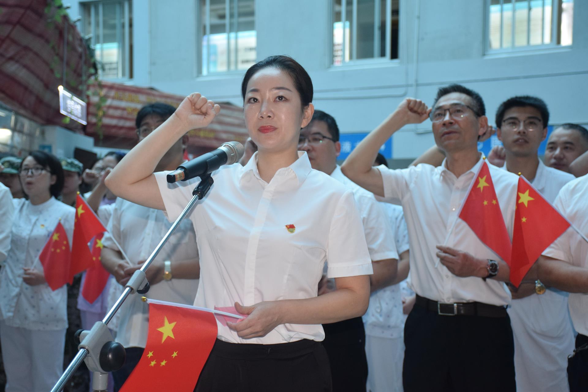 爱我中华｜建国70周年，致敬祖国母亲！|台州市博爱医院