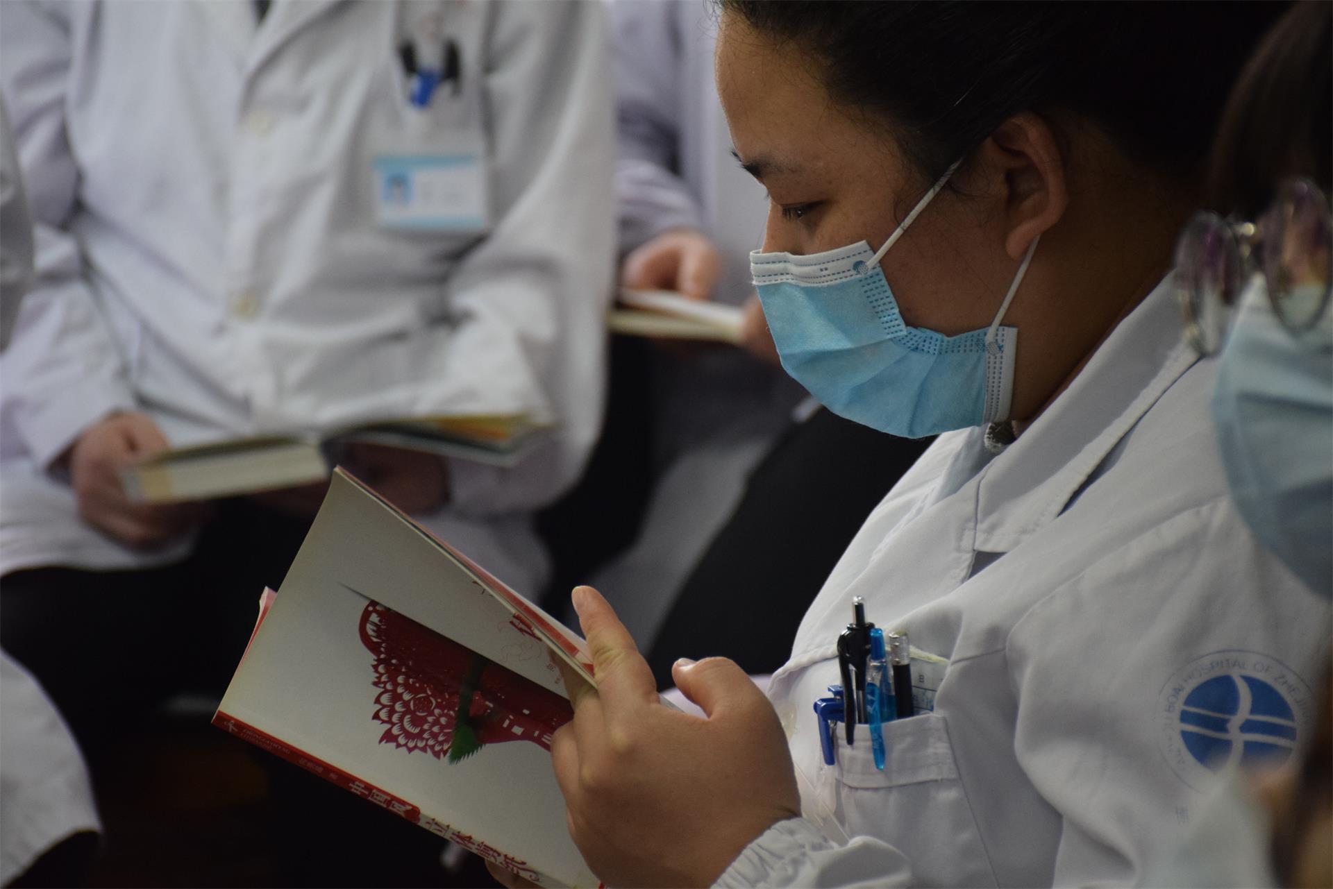 路桥图书馆博爱分馆推出“‘疫’时读书 光芒永驻”读书活动|台州市博爱医院|路桥图书馆博爱分馆