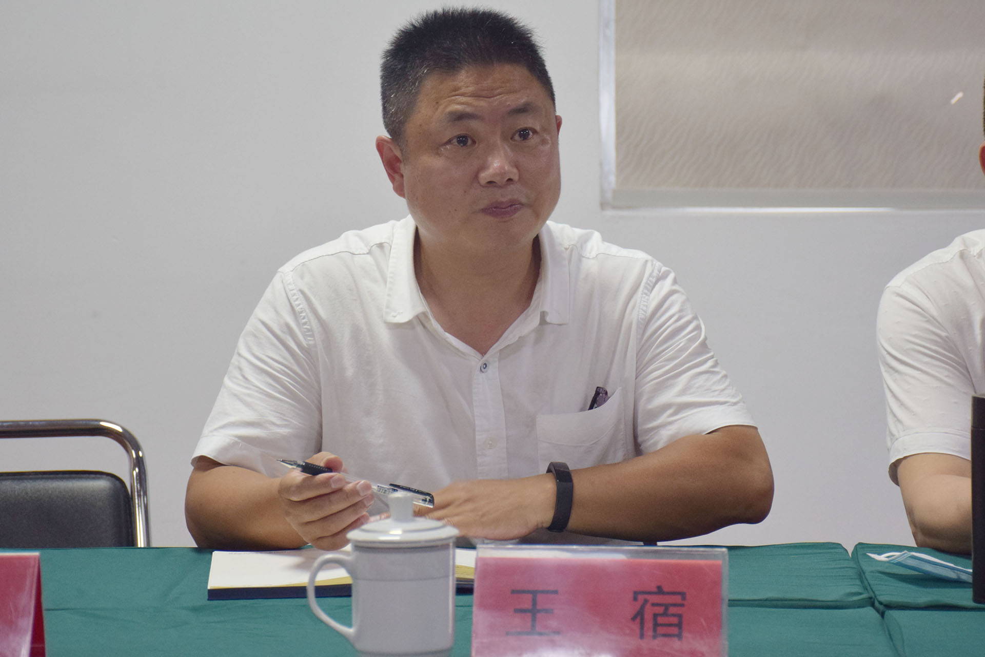 台州市总工会副主席黄海虹一行莅临台州市博爱医院调研指导工会民主管理工作