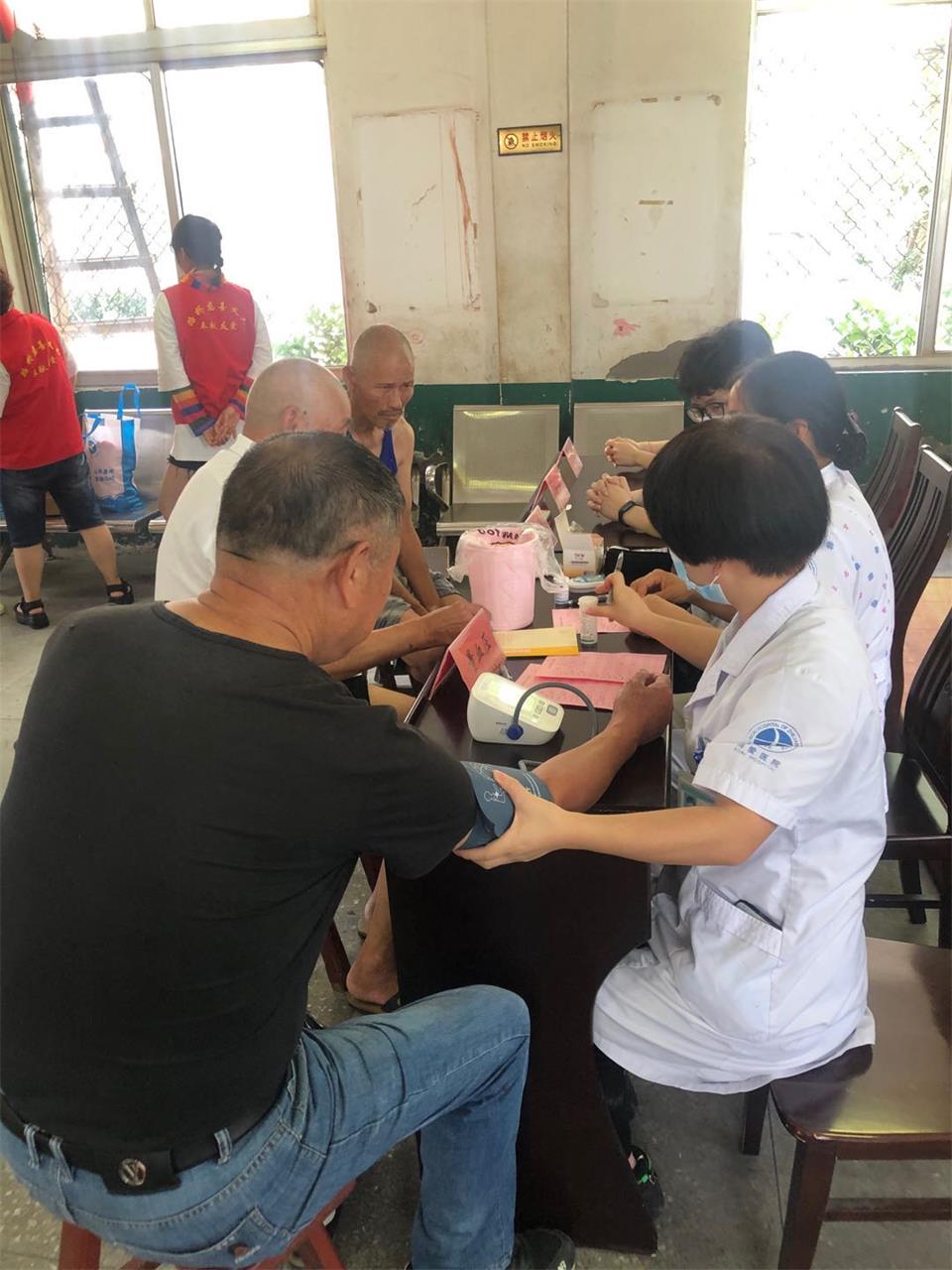 便民服务进村，关爱温暖人心|台州市博爱医院