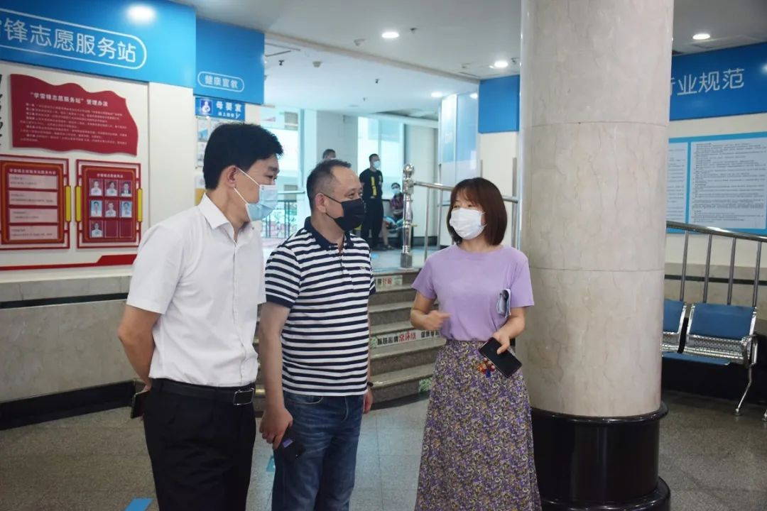 区卫健局局长吕涵野一行到台州市博爱医院检查、指导文明城市创建工作