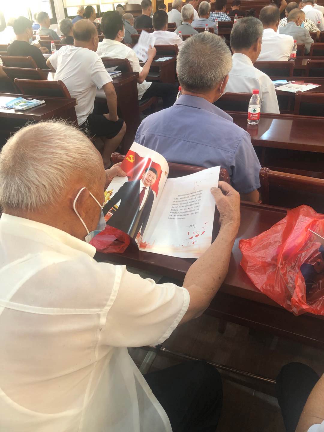 “医”心为民丨关爱老年人身心健康，开展老年健康教育讲座|台州市博爱医院