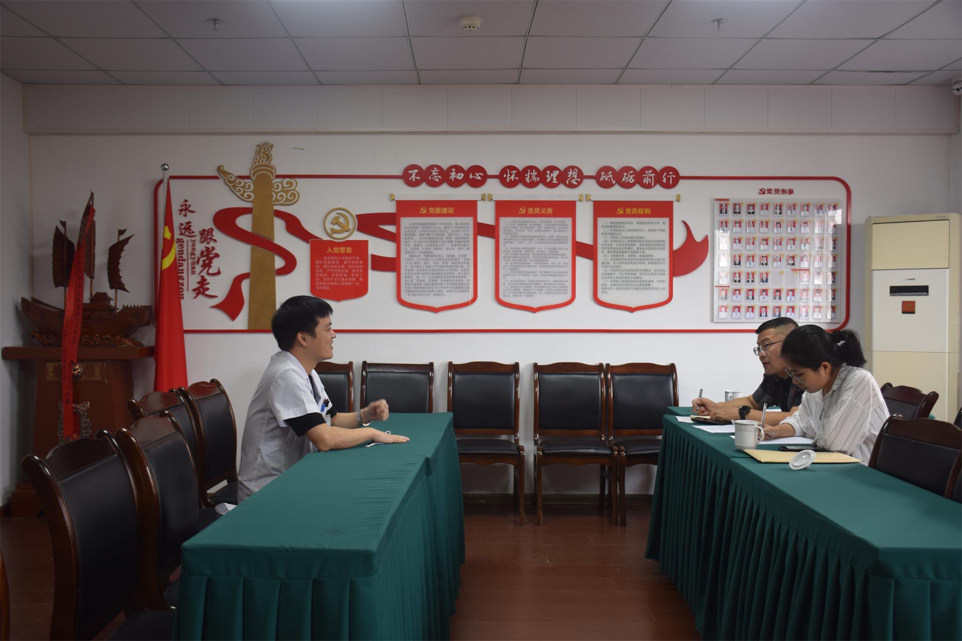 从严治党一直在路上丨区卫健局督察组来台州市博爱医院督查2020年从严治党主体责任落实情况