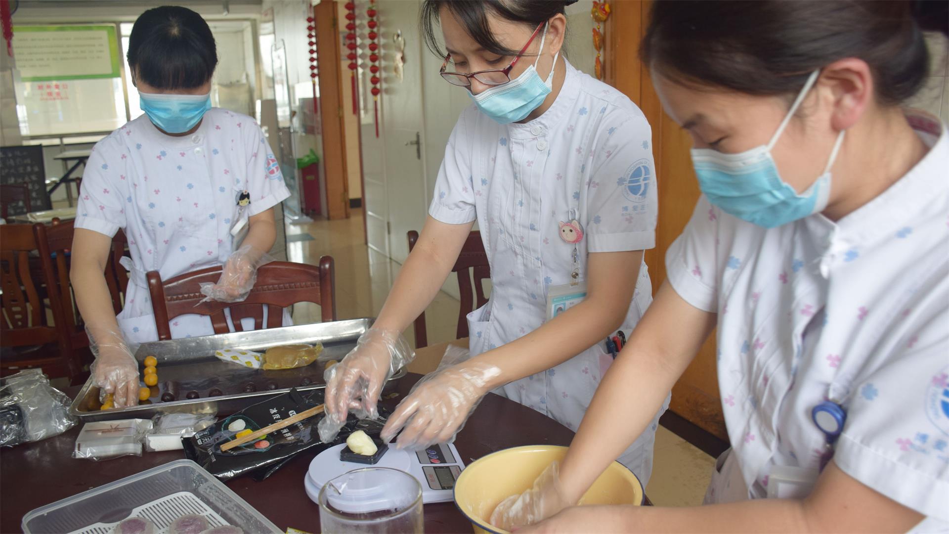 双节同庆丨台州市博爱医院开展“迎中秋、庆国庆”双节慰问系列活动