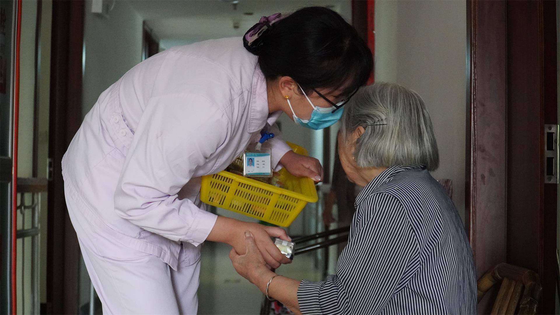 双节同庆丨台州市博爱医院开展“迎中秋、庆国庆”双节慰问系列活动