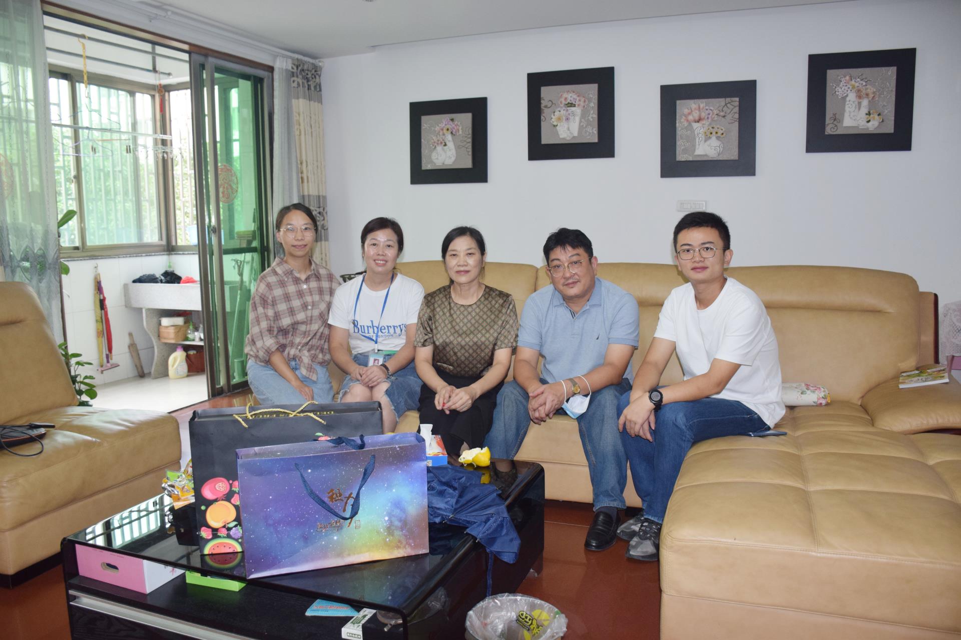 双节同庆丨台州市博爱医院开展“迎中秋、庆国庆”双节慰问系列活动